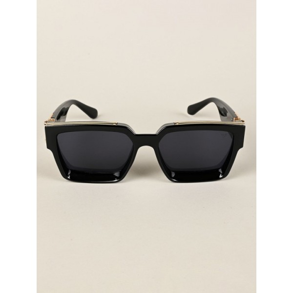 Unisex Wayfarer Sunglasses with UV Protected Lens